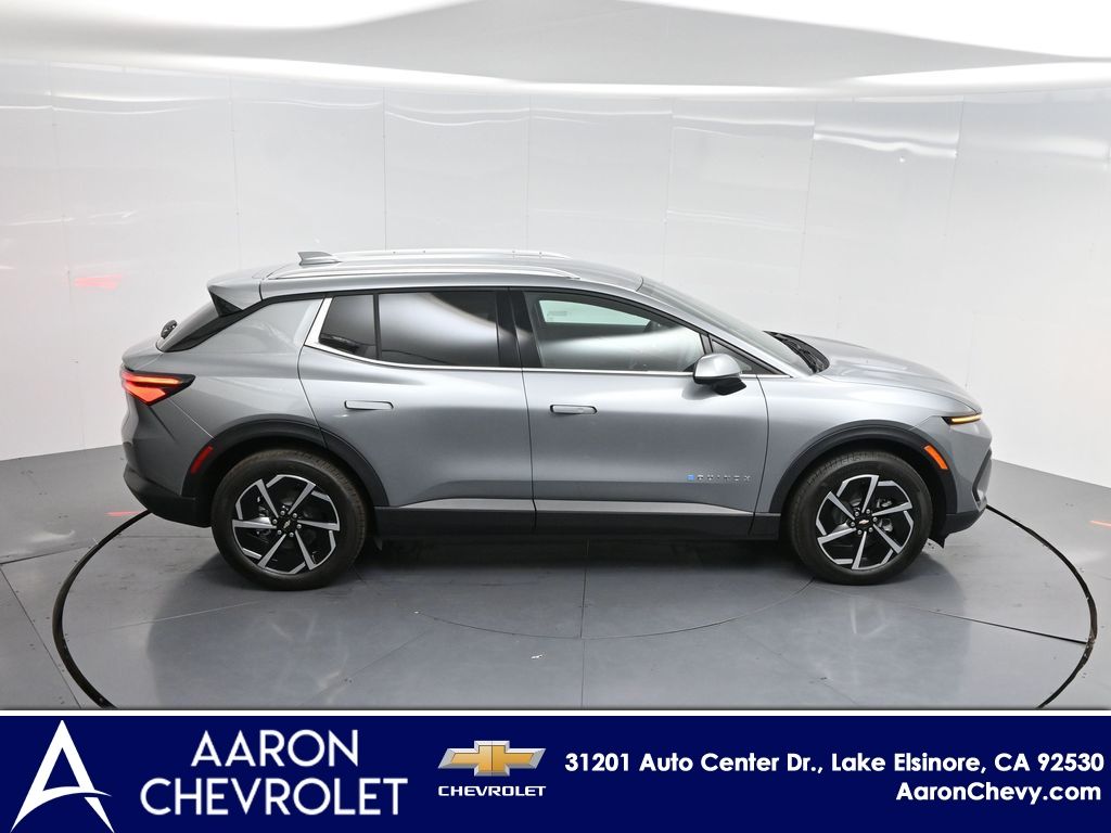 2026 Chevrolet Equinox EV LT2 w/PDE Image 16 of 52