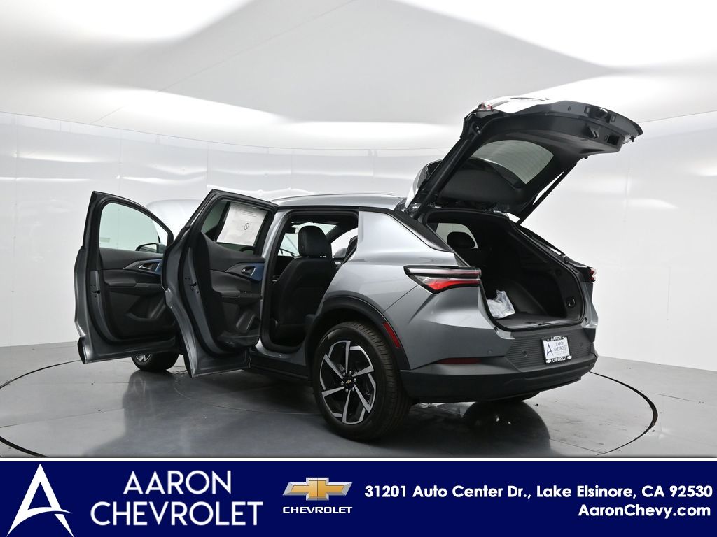 2026 Chevrolet Equinox EV LT2 w/PDE Image 38 of 52