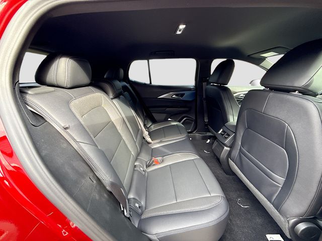 2026 Chevrolet Equinox EV LT2 w/PDE Image 13 of 31