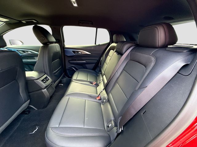 2026 Chevrolet Equinox EV LT2 w/PDE Image 12 of 31