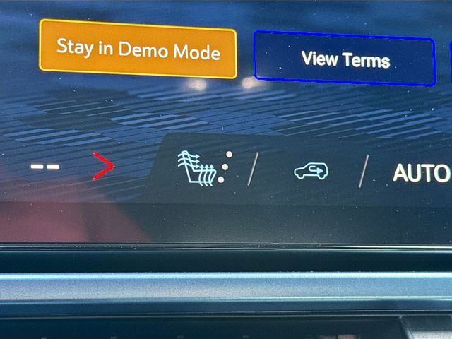 2026 Chevrolet Equinox EV LT2 w/PDE Image 28 of 31