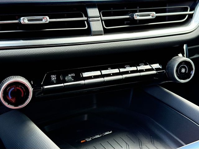 2026 Chevrolet Equinox EV LT2 w/PDE Image 29 of 31