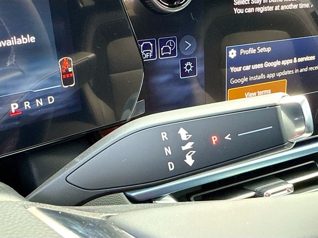 2026 Chevrolet Equinox EV LT2 w/PDE Image 24 of 31