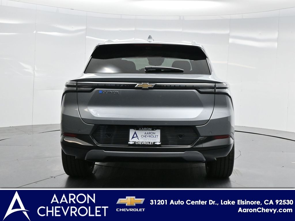 2026 Chevrolet Equinox EV LT2 w/PDE Image 24 of 59