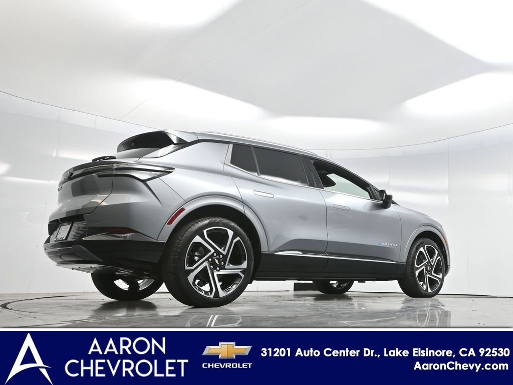 2026 Chevrolet Equinox EV LT2 w/PDE Image 21 of 59