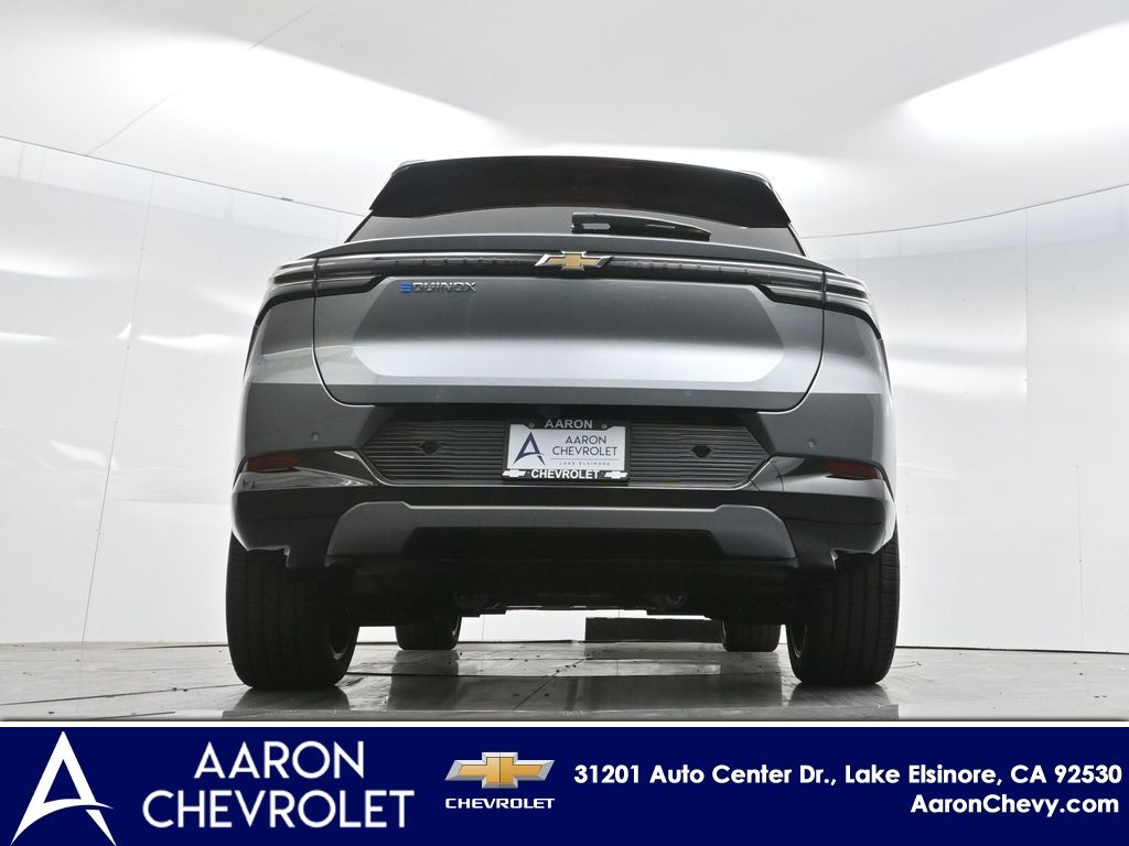 2026 Chevrolet Equinox EV LT2 w/PDE Image 25 of 59