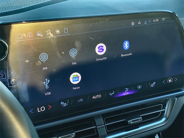 2026 Chevrolet Equinox EV LT2 w/PDE Image 22 of 36