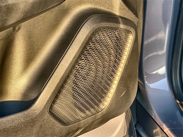 2026 Chevrolet Equinox EV LT2 w/PDE Image 30 of 36