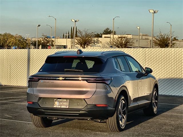 2026 Chevrolet Equinox EV LT2 w/PDE Image 5 of 36
