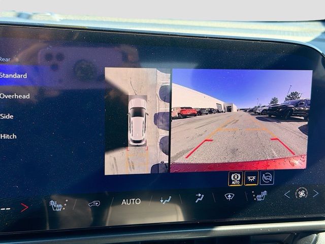 2026 Chevrolet Equinox EV RS Image 22 of 30