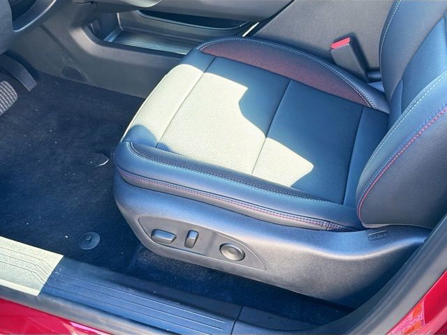 2026 Chevrolet Equinox EV RS Image 26 of 30