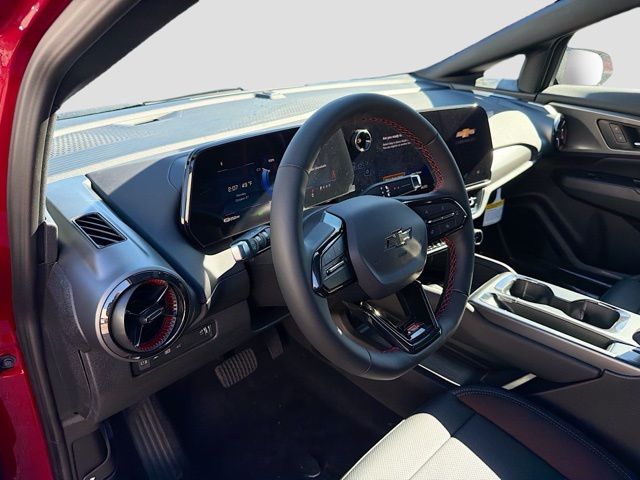 2026 Chevrolet Equinox EV RS Image 17 of 30