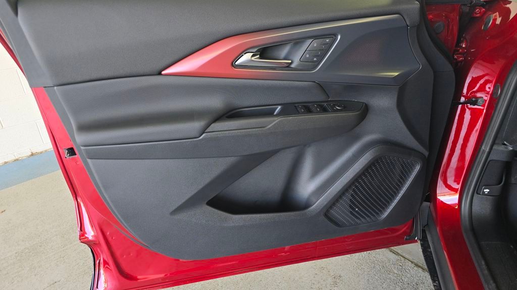 2026 Chevrolet Equinox EV RS Image 22 of 30