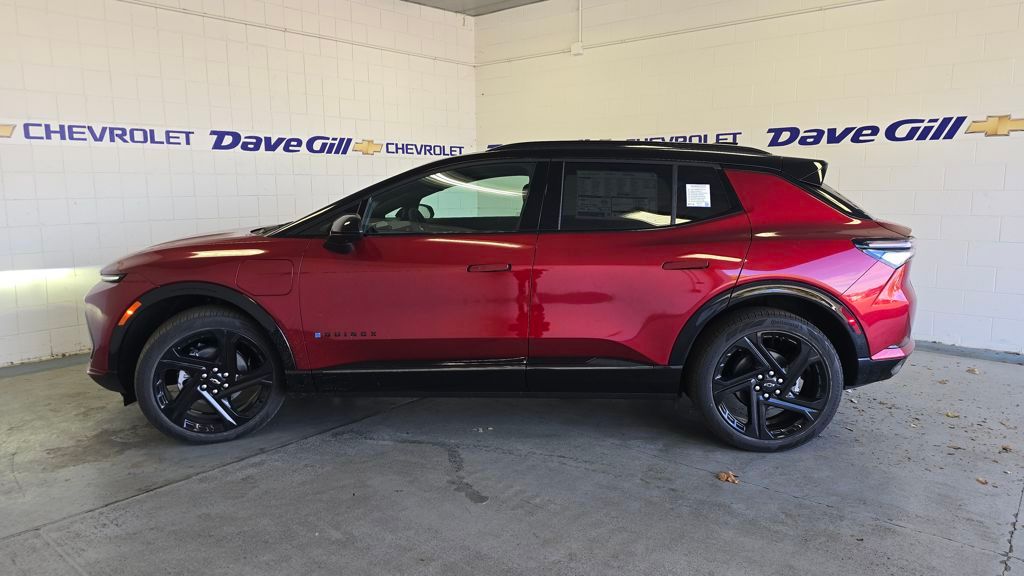 2026 Chevrolet Equinox EV RS Image 6 of 30