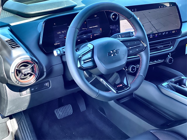 2026 Chevrolet Equinox EV RS Image 17 of 37