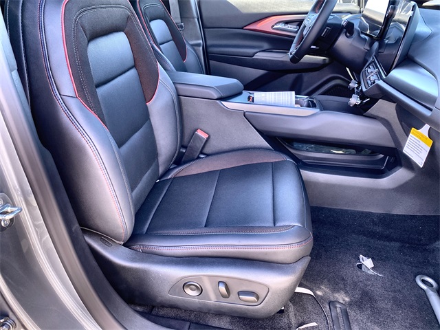 2026 Chevrolet Equinox EV RS Image 13 of 37