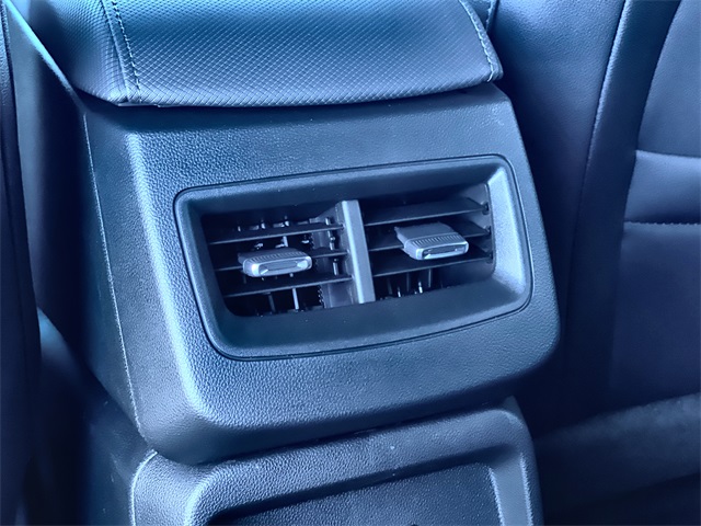 2026 Chevrolet Equinox EV RS Image 30 of 37