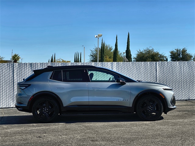 2026 Chevrolet Equinox EV RS Image 4 of 37