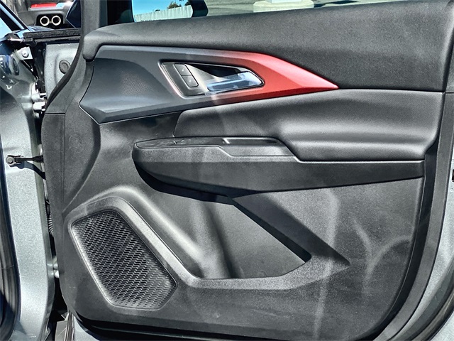 2026 Chevrolet Equinox EV RS Image 32 of 37