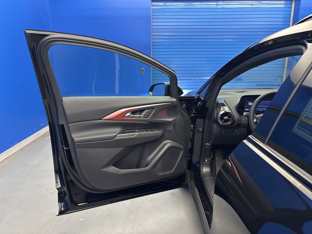 2026 Chevrolet Equinox EV RS Image 15 of 28