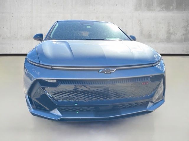 2026 Chevrolet Equinox EV RS Image 2 of 28