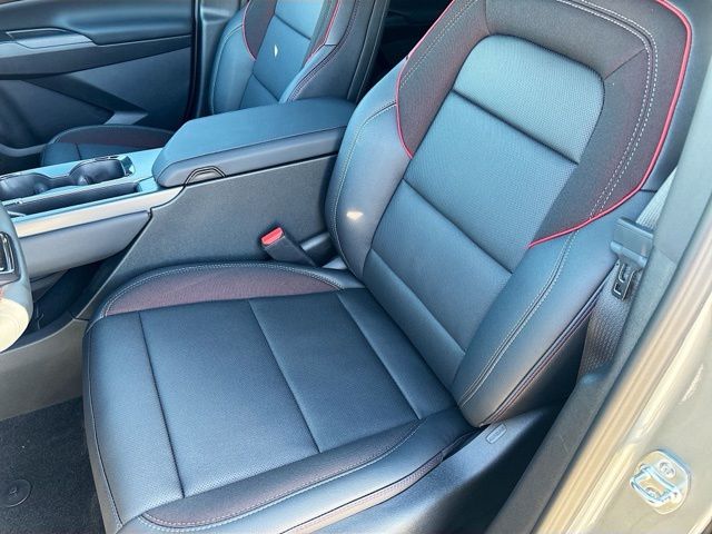 2026 Chevrolet Equinox EV RS Image 16 of 28