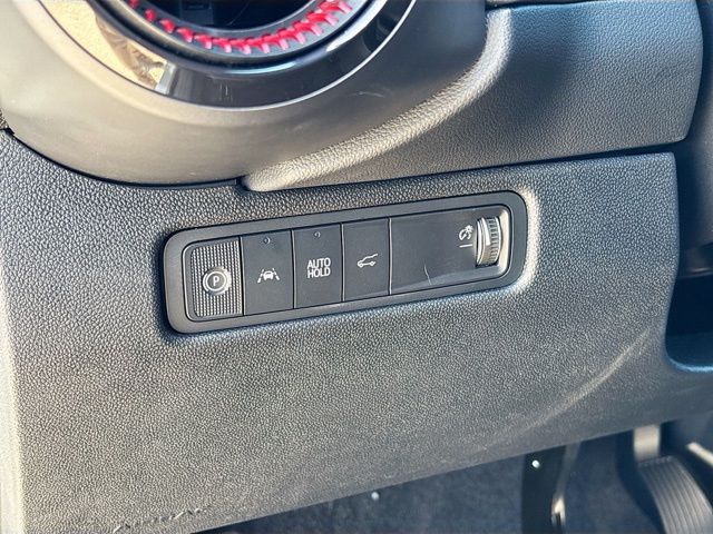 2026 Chevrolet Equinox EV RS Image 27 of 28