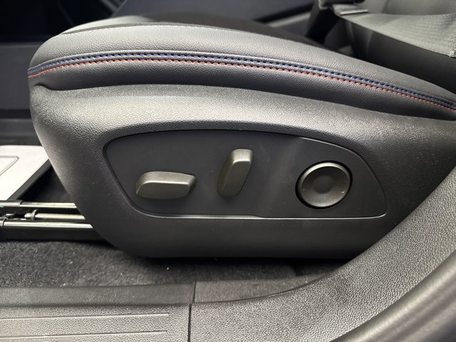 2026 Chevrolet Equinox EV RS Image 24 of 27