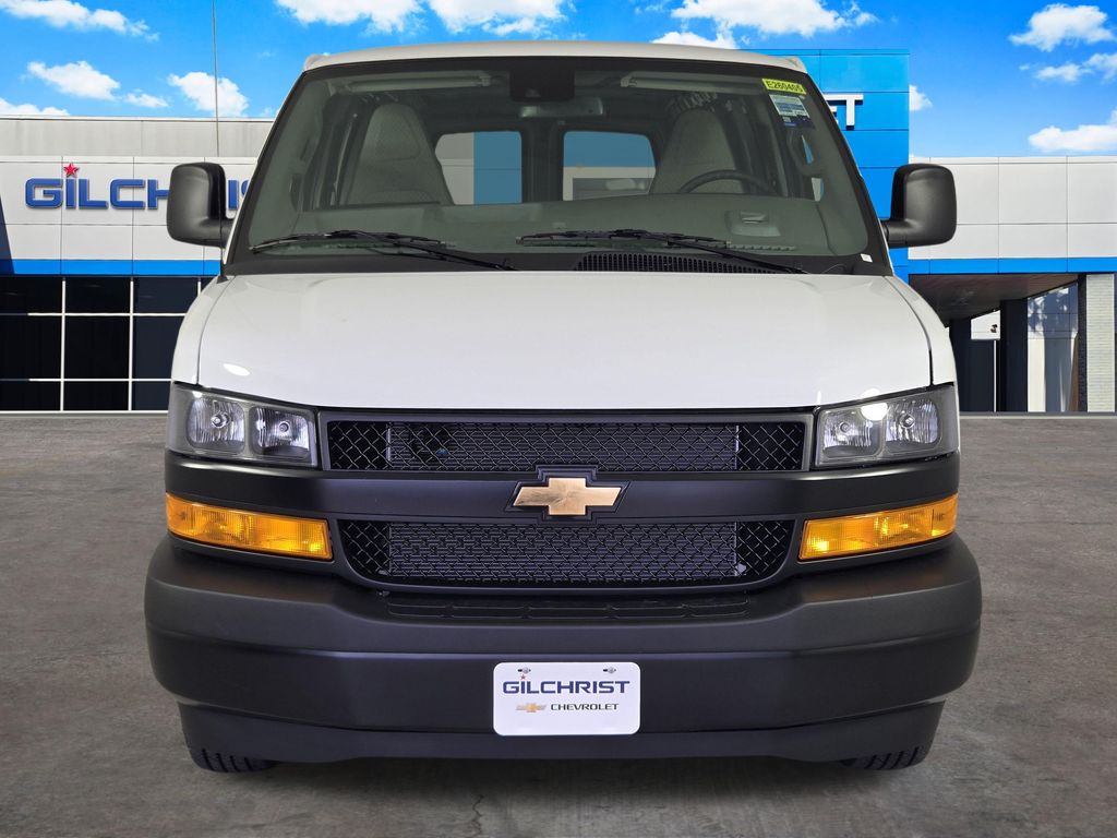 2026 Chevrolet Express Base Image 3 of 36