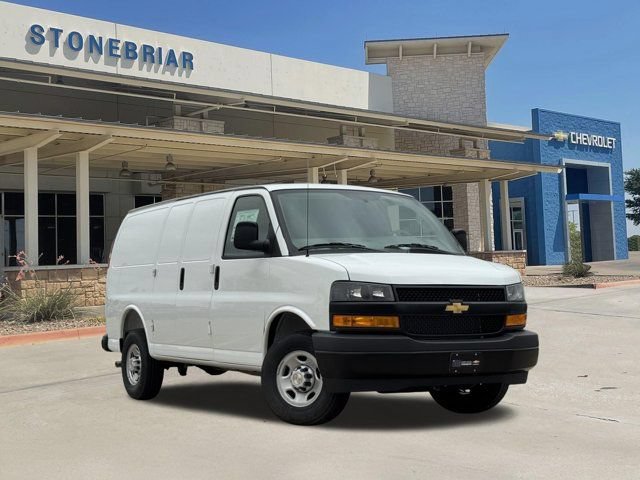 2026 Chevrolet Express Base Image 3 of 23