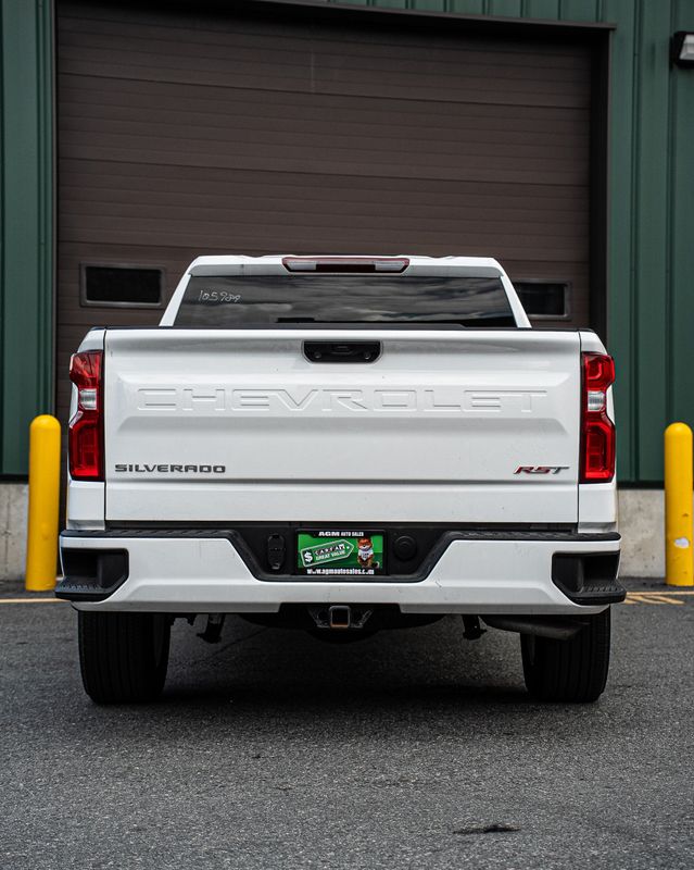 2026 Chevrolet Silverado 1500 RST Image 3 of 9