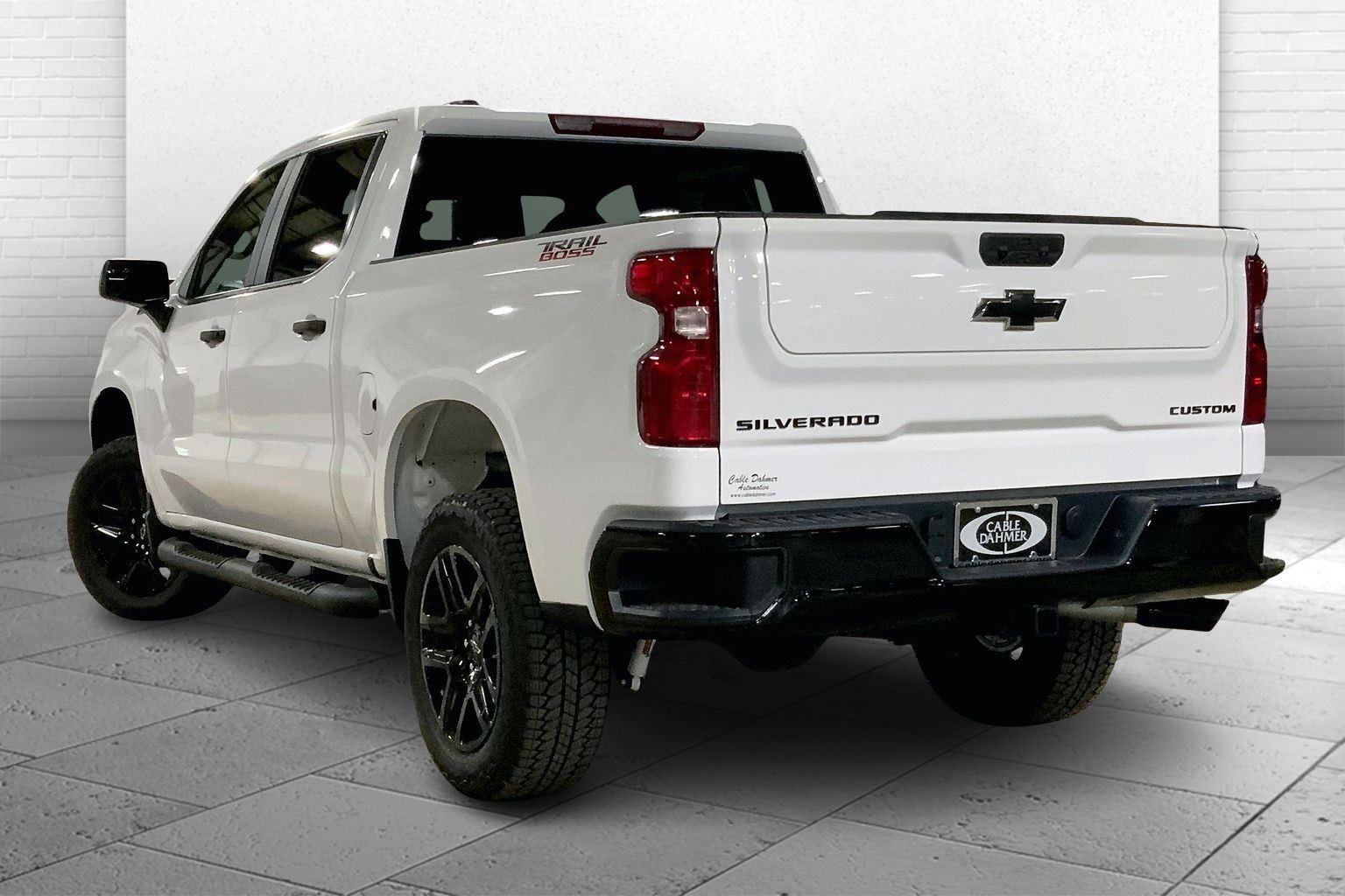 2026 Chevrolet Silverado 1500 Custom Trail Boss Image 3 of 14
