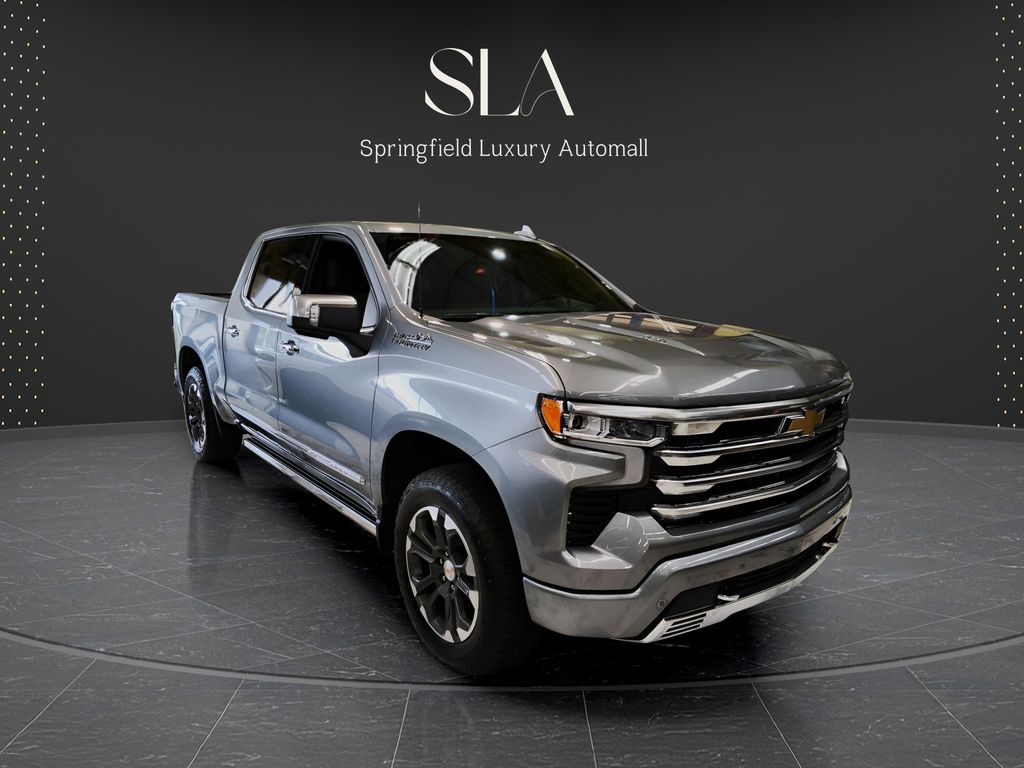 2026 Chevrolet Silverado 1500 High Country Image 3 of 16