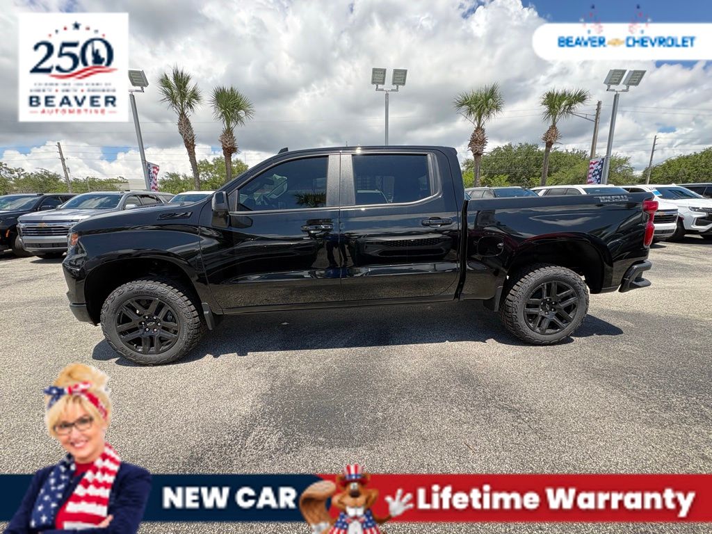 2026 Chevrolet Silverado 1500 LT Trail Boss Image 2 of 32