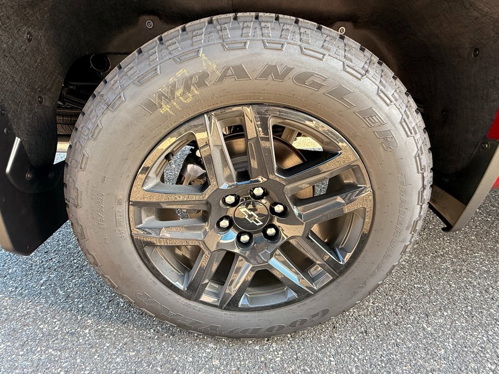 2026 Chevrolet Silverado 1500 RST Image 7 of 31