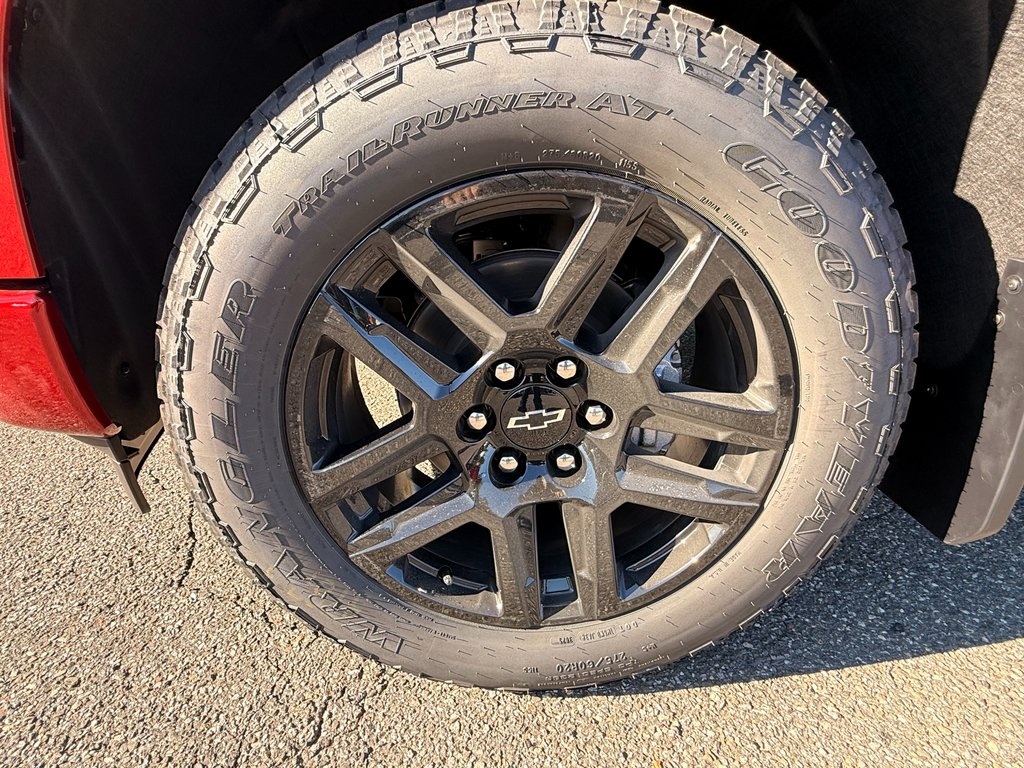 2026 Chevrolet Silverado 1500 RST Image 8 of 31