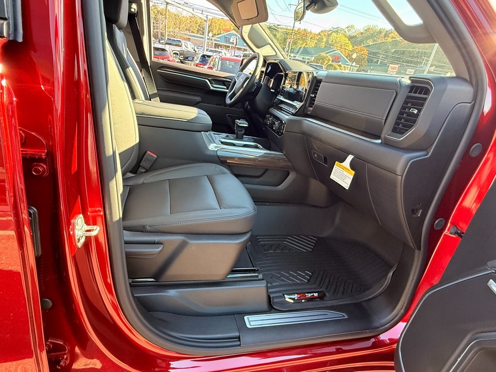 2026 Chevrolet Silverado 1500 RST Image 14 of 31