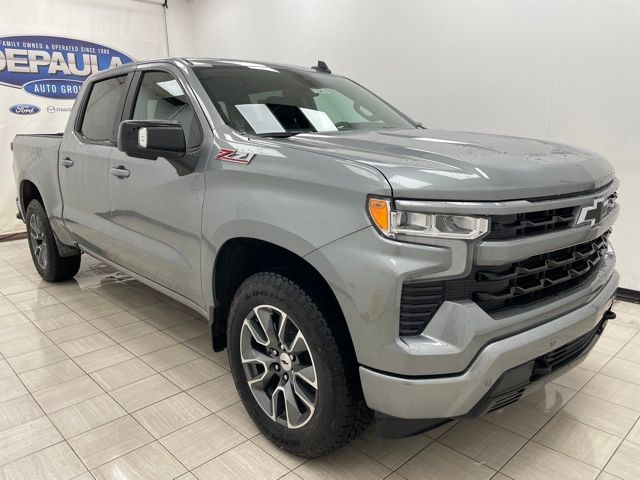 2026 Chevrolet Silverado 1500 RST Image 2 of 21