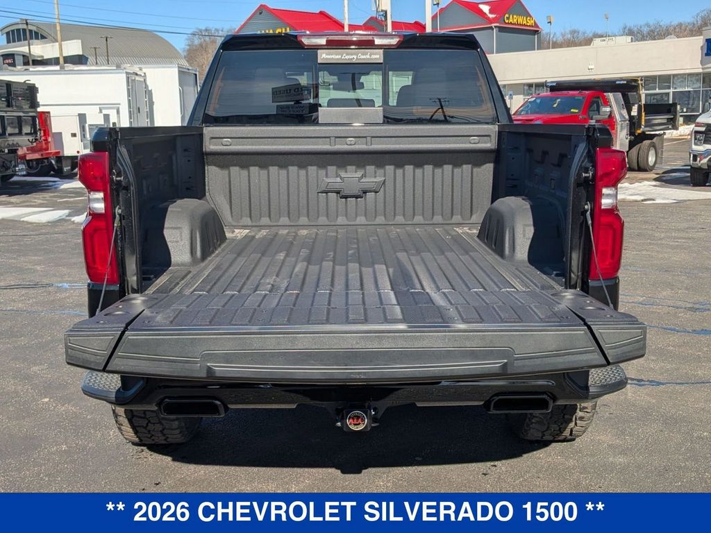 2026 Chevrolet Silverado 1500 RST Image 3 of 39
