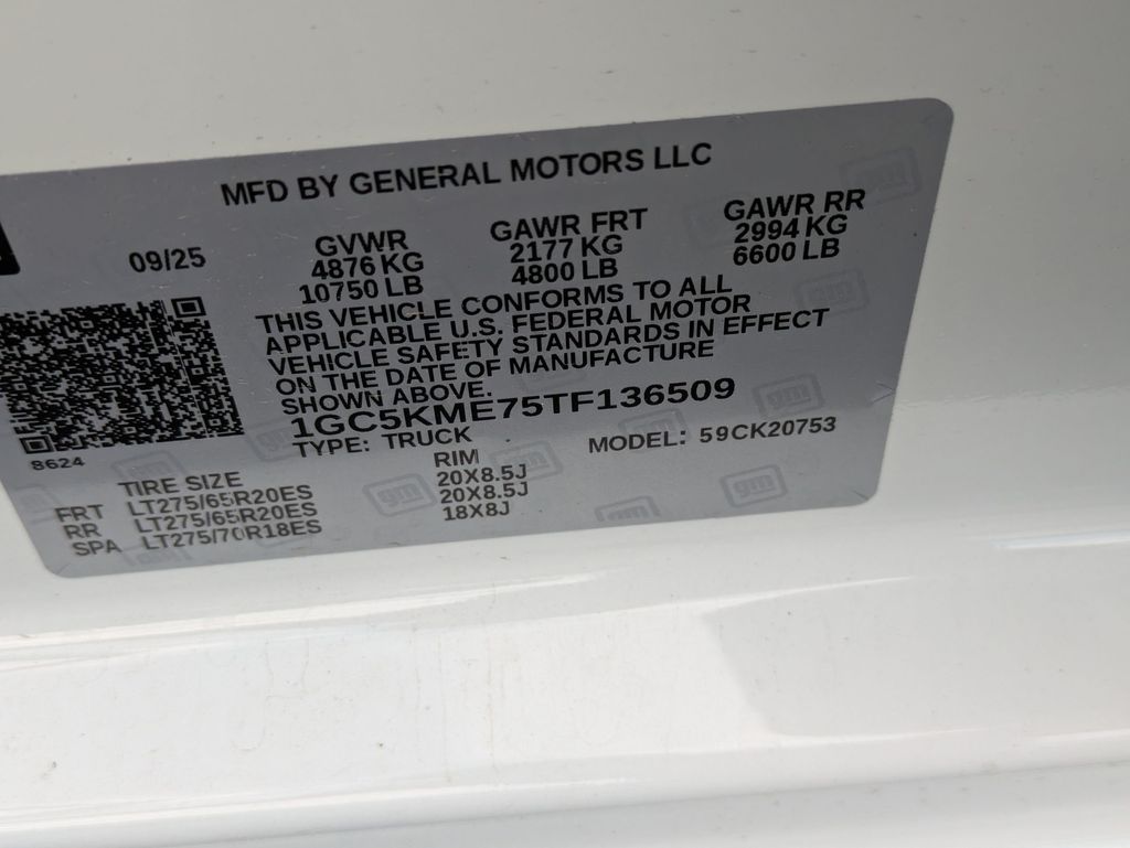 2026 Chevrolet Silverado 2500HD Custom Image 22 of 31