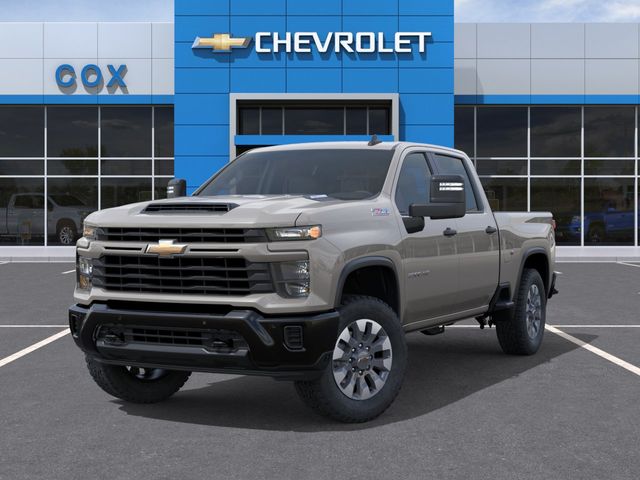 2026 Chevrolet Silverado 2500HD Custom Image 2 of 26