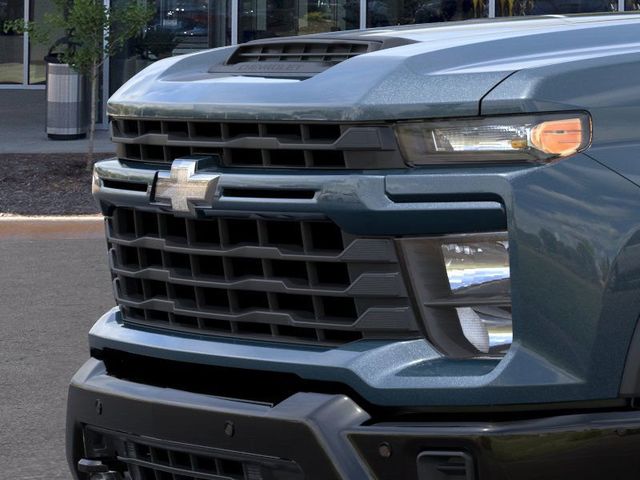 2026 Chevrolet Silverado 2500HD Custom Image 19 of 24