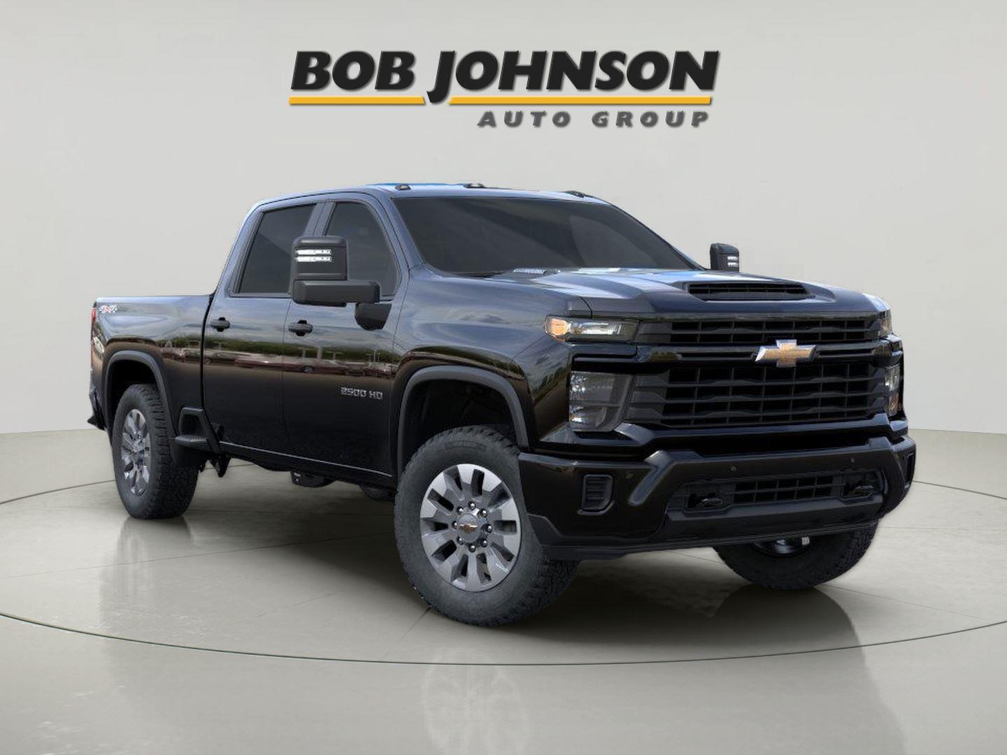 2026 Chevrolet Silverado 2500HD Custom Image 4 of 24
