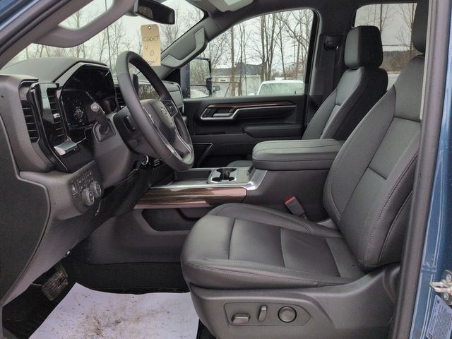 2026 Chevrolet Silverado 2500HD LT Image 17 of 34