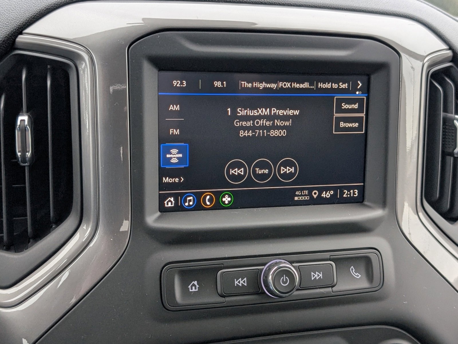 2026 Chevrolet Silverado 2500HD Custom Image 8 of 24