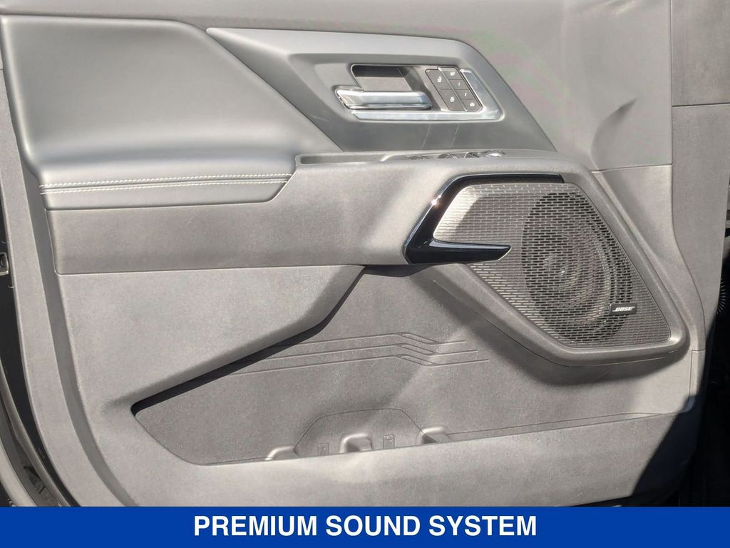 2026 Chevrolet Silverado EV Extended Range LT Image 21 of 35