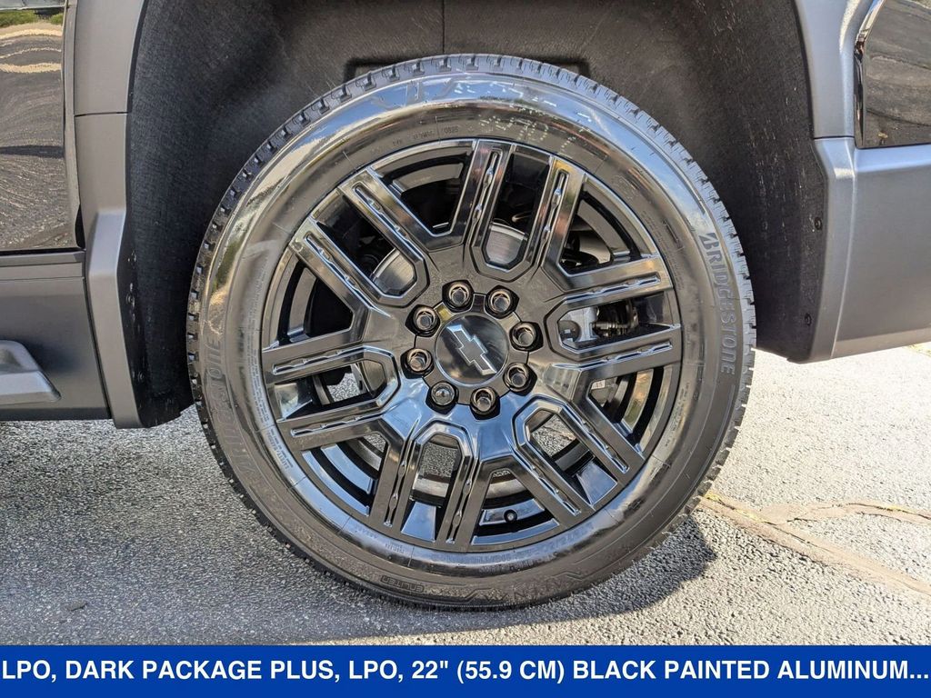 2026 Chevrolet Silverado EV Extended Range LT Image 9 of 35