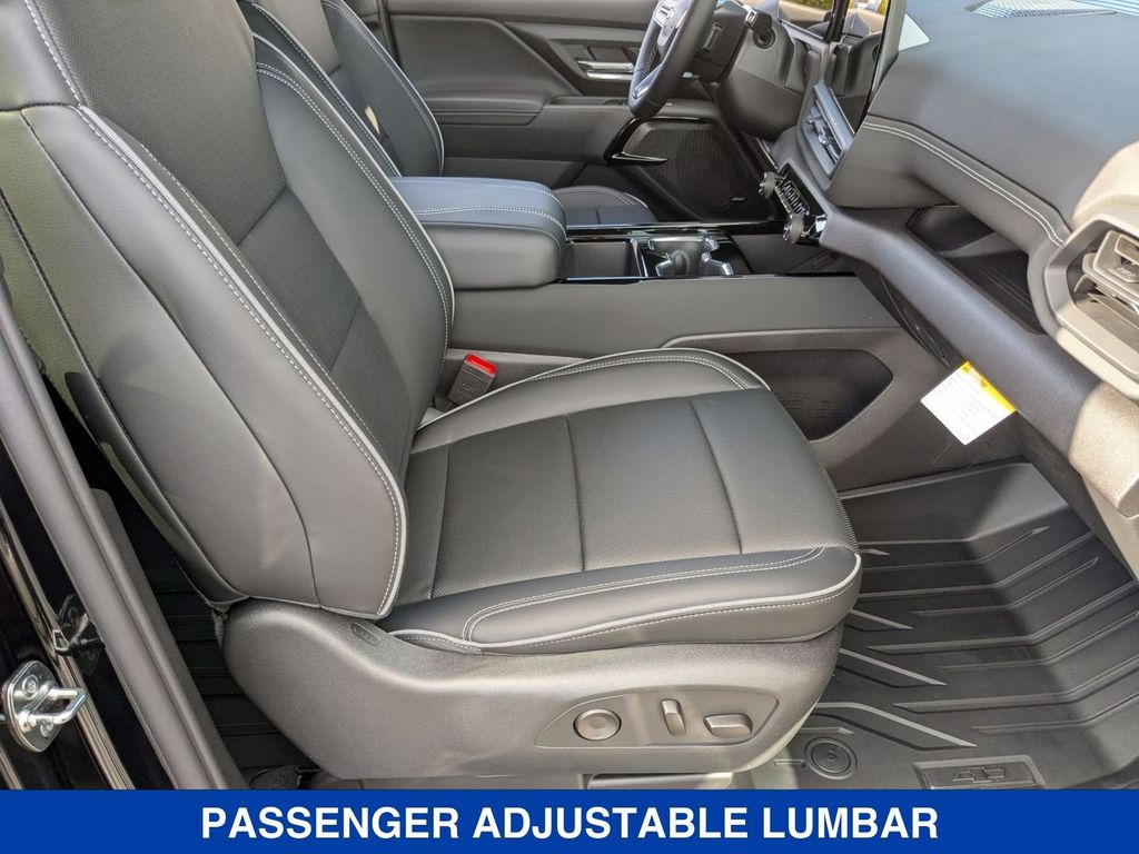 2026 Chevrolet Silverado EV Extended Range LT Image 12 of 35