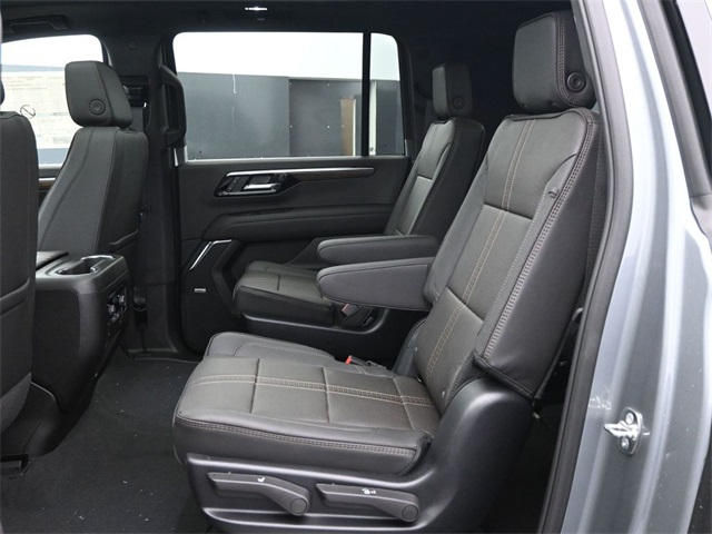 2026 Chevrolet Suburban High Country Image 37 of 59