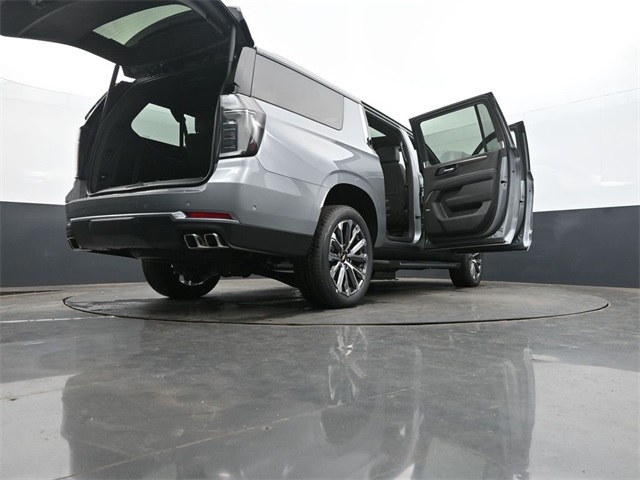 2026 Chevrolet Suburban High Country Image 54 of 59